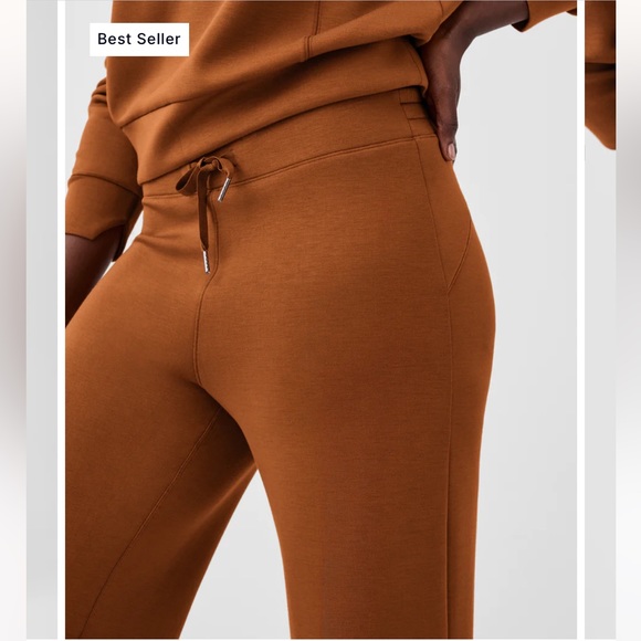SPANX AirEssentials Wide Leg Pant butterscotch - Picture 2 of 8